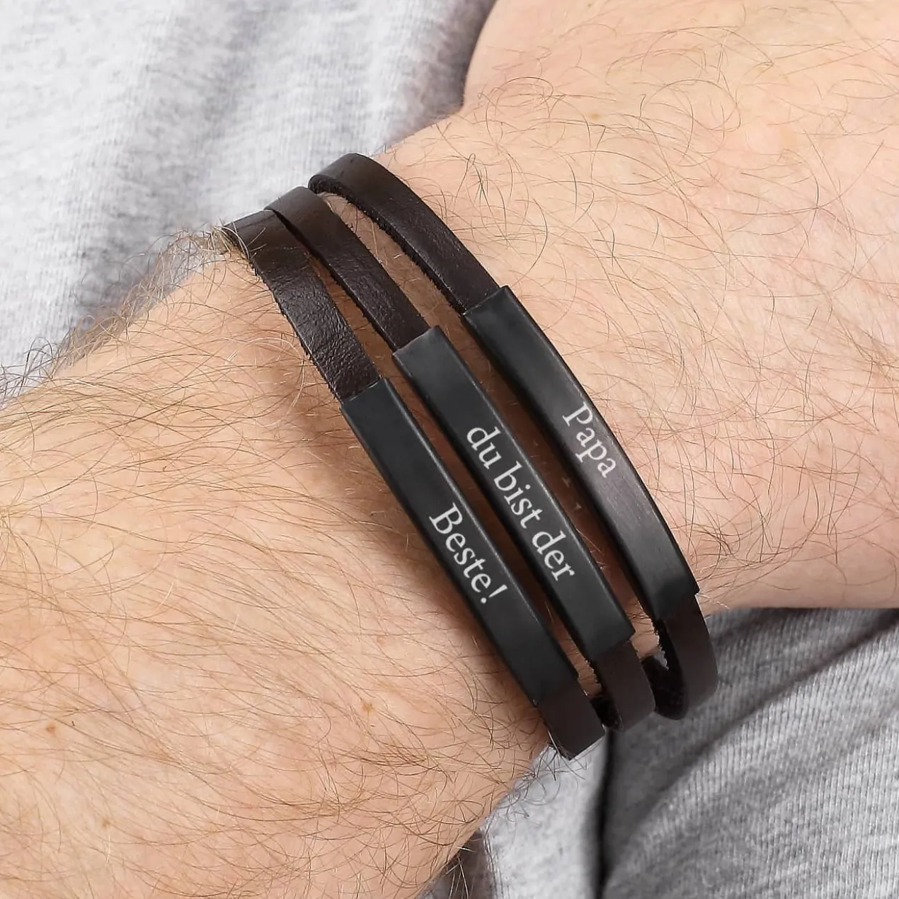 Graviertes Männer Armband mit 3 Wunschtexten
