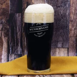 Graviertes Pint Bier Glas für echte Geniesser seit Urzeiten mit Wunschname