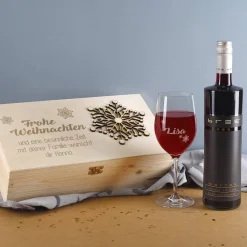 Graviertes Weinglas und BREE Rotwein