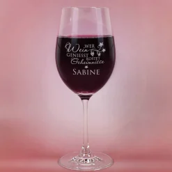 graviertes Weinglas WER WEIN GENIESST... mit Wunschname