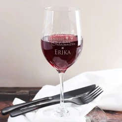 graviertes Weinglas WER WEIN GENIESST... mit Wunschname