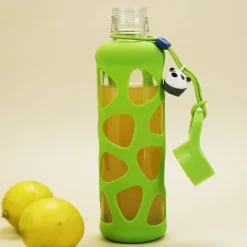 Gravierte Trinkflasche im Set mit bedruckter Fußball-Brotdose für Kinder