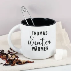Große Tasse - Winter Wärmer - innen schwarz und mit Ihrem Namen