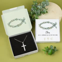 Halskette mit graviertem Kreuz zu Kommunion, Konfirmation, Taufe in Geschenkbox