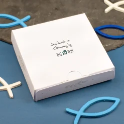 Halskette mit Kreuz Anhänger und Name graviert