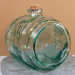 Handgefertigtes Weinfass aus recyceltem Glas mit Initiale & Name | Geschenk für Wein Liebhaber