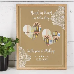 Hand in Hand ein Leben lang. - Bilderrahmen als Geldgeschenk zur Hochzeit