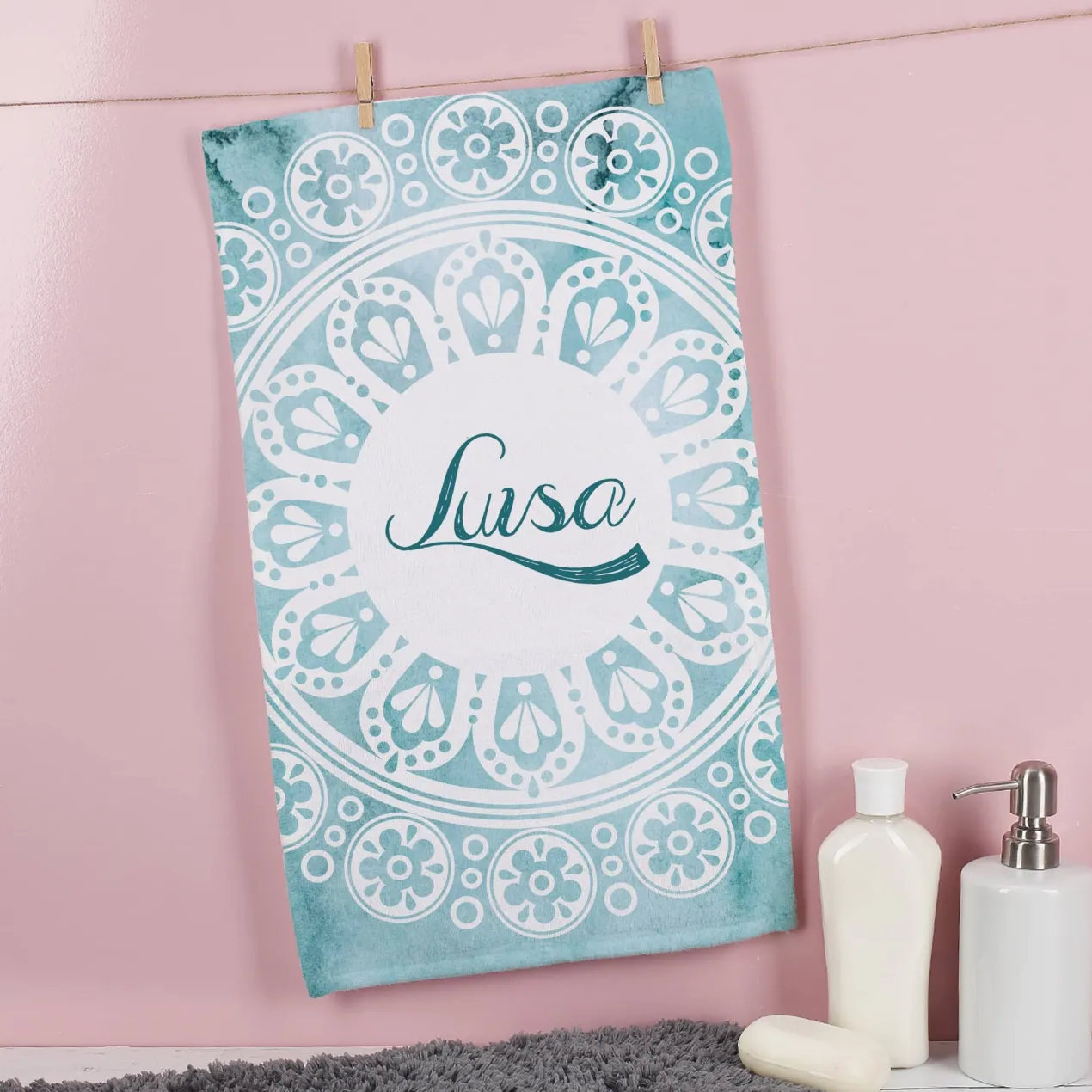 Handtuch mit Mandala-Motiv in verschiedenen Farben und Mustern - perfekt für Ramadan