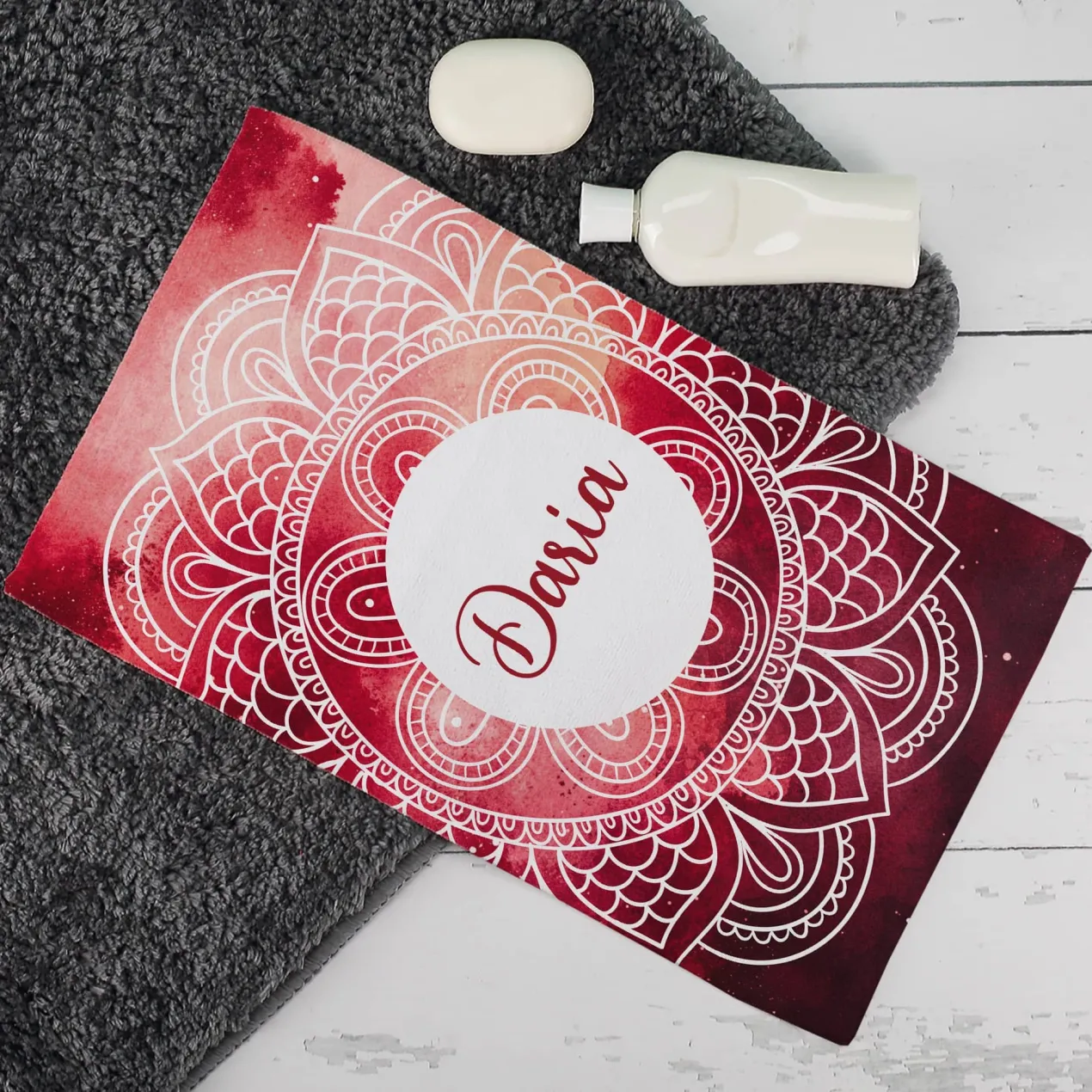 Handtuch mit Mandala-Motiv in verschiedenen Farben und Mustern - perfekt für Ramadan