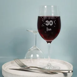 Happy Birthday 30 - graviertes Weinglas mit Name