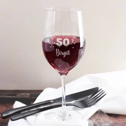 Happy Birthday 50 - graviertes Weinglas zum 50. Geburtstag mit Name