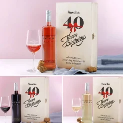 Happy Birthday - Weingeschenkset zum 40. Geburtstag mit graviertem Weinglas und Flasche
