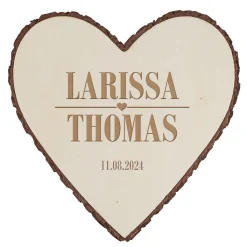 Herzplatte aus Holz zur Hochzeit mit Namensgravur und Datum