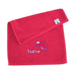 Himbeerfarbenes Handtuch mit Delfin und Name in 3 Größen