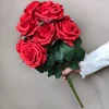 Hochwertiger Kunstblumenstrauß Rosen – Rosa Dijon | Rot | 10 Seidenblumen | 42 cm
