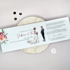 Hochzeitseinladung - Ziehkarte mit Brautpaar