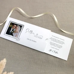Hochzeitseinladung - Ziehkarte mit zwei Fotos zur Silberhochzeit mit Wunschdaten