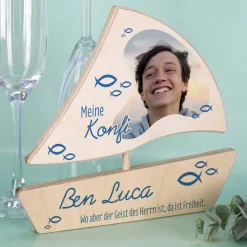Holzboot mit Ihrem Foto und Wunschangaben für kirchliche Anlässe