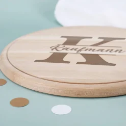 Holzbrettchen - Monogramm - mit Ihrem Wunschnamen graviert