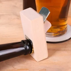 Holzhobel Flaschenöffner mit Namen