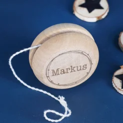 Holzjojo mit persönlicher Namensgravur