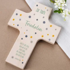 Holzkreuz mit individuellem Wunschtext und Blumenmotiv