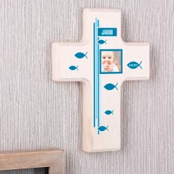 Holzkreuz zur Taufe für Jungen bedruckt mit Foto, Name und Datum