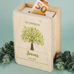 Holzspardose mit Lebensbaum zur Taufe, Kommunion und Konfirmation