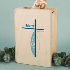 Holzspardose mit Name für Kommunion, Konfirmation oder Taufe