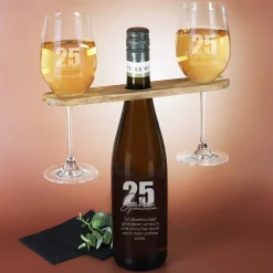 25 Jahre gemeinsam - Geschenkset mit gravierten Weingläsern und Weiflasche