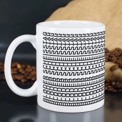 Kaffeetasse 'Blöder Scheißtag' | Tasse mit versteckter Botschaft als lustiges Geschenk mit Humor