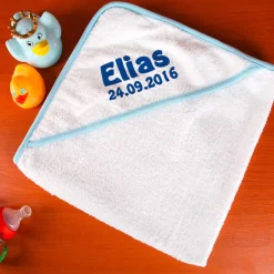 Kapuzenhandtuch für kleine Jungs mit gestickten Namen