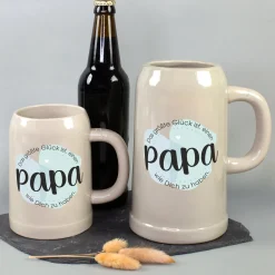 Keramik Bierkrug 'Papa Glück' als Geschenk für Väter | Steingut Bierglas 0,5 oder 1 Liter