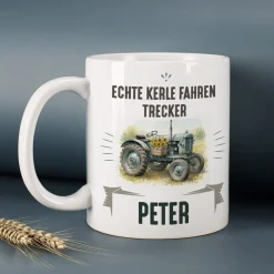 Keramiktasse mit Retro Traktor Motiv | Personalisiertes Geschenk für Treckerfreunde