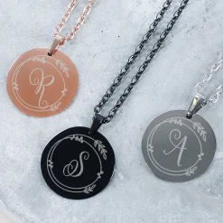Kette mit Gravur von Initiale & Ornament | Silber, Schwarz oder Roségold