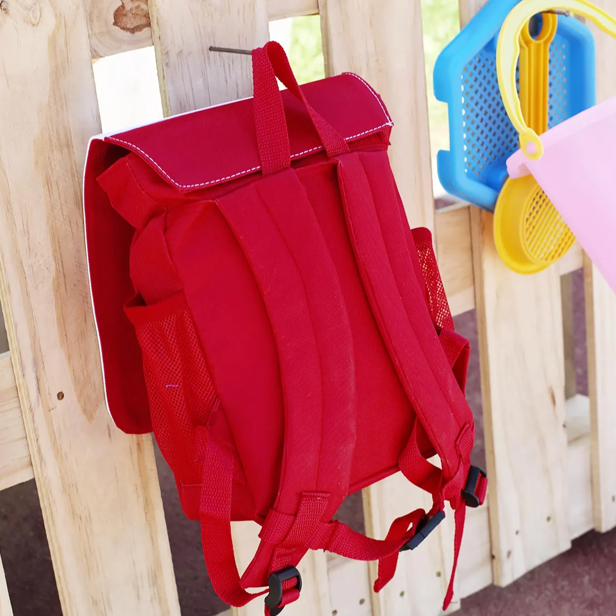 Kindergarten Rucksack in Rot mit Koala Motiv & Name | Personalisiertes Geschenk für Jungen & Mädchen