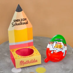 Kinder Joy in Geschenkverpackung personalisiert mit Name | Geschenk zur Einschulung