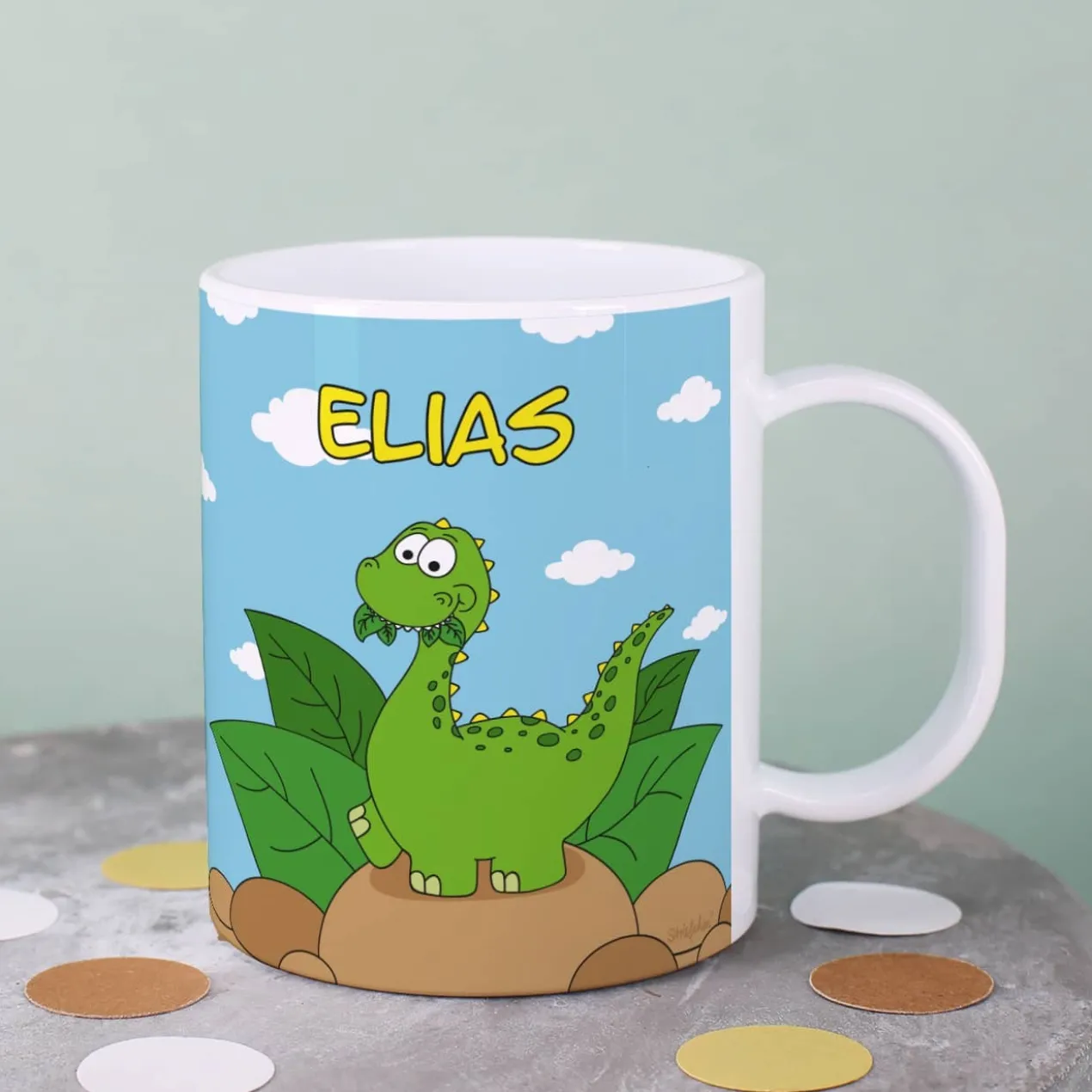 Kindertasse aus Kunststoff mit kleinem Dino und Ihrem Namen