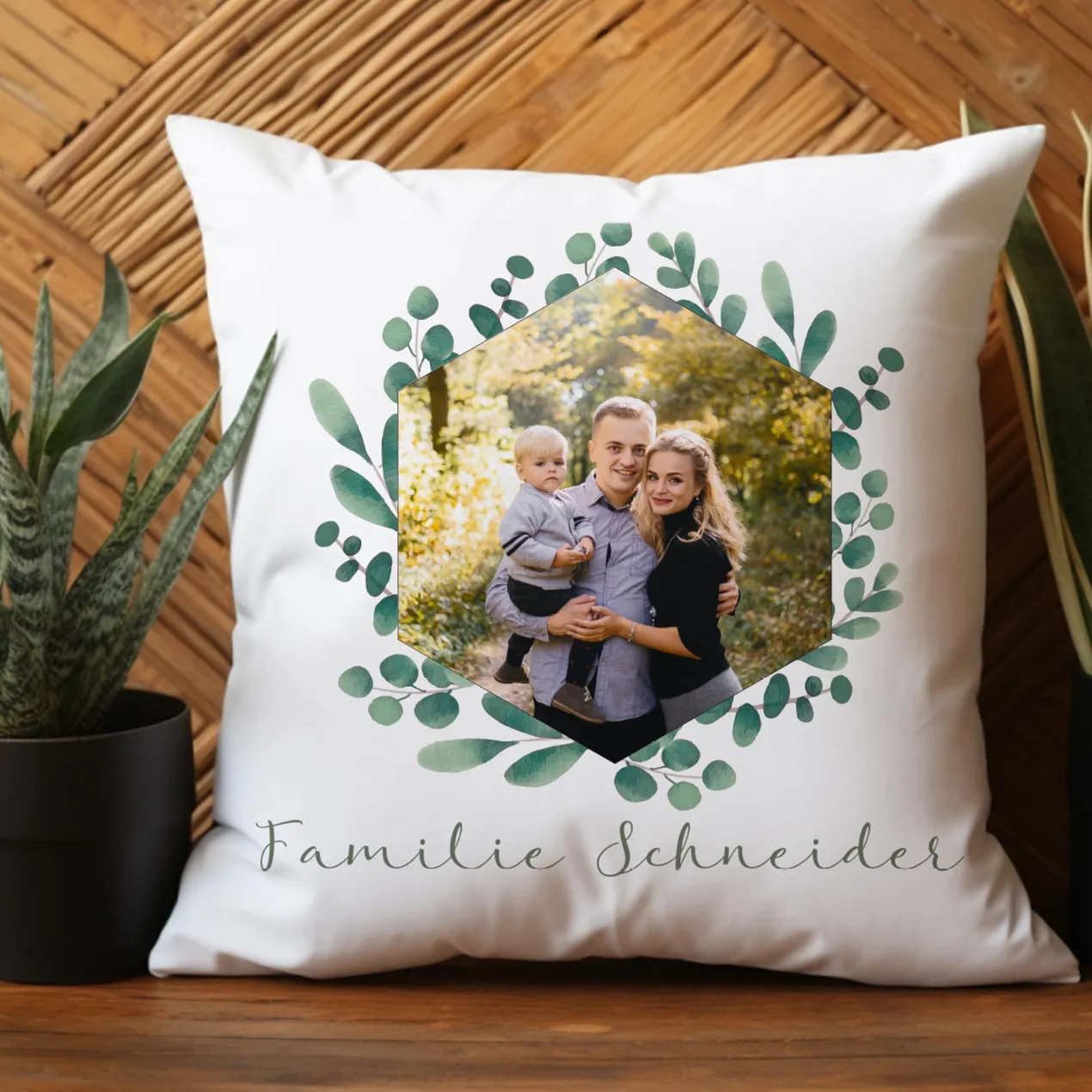 Kissen mit Ihrem Familienfoto und Wunschtext | Motiv: Eukalyptuskranz