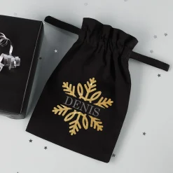 Kleiner Geschenksack zu Weihnachten mit Schneeflocke und Name bedruckt, 21x14cm