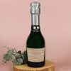 Kleiner Sekt zur Hochzeit mit Taubenmotiv, Namen und Datum | Geldermann Flaschengärung