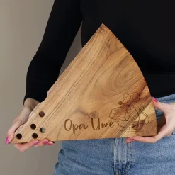 Käsebrett mit Mäusemotiv und Wunschname graviert