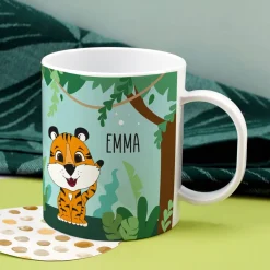 Kunststofftasse mit Dschungelmotiv, Tiger, Tucan und Ihrem Wunschnamen