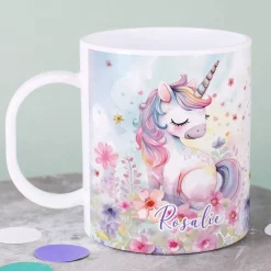 Kunststofftasse mit Einhornmotiv und Wunschname bedruckt