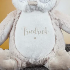 Kuscheltier Eule mit Herzmotiv | Personalisiert mit Name & Datum zur Geburt & Taufe | Farbauswahl