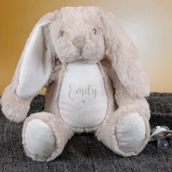 Kuscheltier Hase mit Herzmotiv | Personalisiert mit Name & Datum zur Geburt & Taufe | Farbauswahl