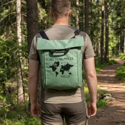 Leichter 2-in-1 Rucksack & Tasche personalisiert mit Wunschtext und Name | Weltkarte Motiv für Reise