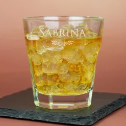 Leonardo Trinkglas mit Gravur von Name & Ornament | Personalisiertes Glas für Getränke & Desserts