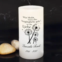 Liebe bleibt - personalisierte LED-Kerze zum Gedenken