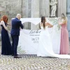 Liebe ist kein Wort, sondern ein Gefühl - großes Hochzeitsbanner zum Ausschneiden